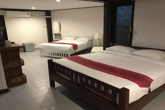 Standard Dört Kişilik Oda