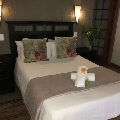 Luxury Tek Büyük Yataklı Oda