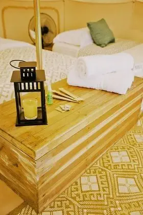 Luxury Çadır, Birden Çok Yatak, Deniz Manzaralı (Cold Shower, No WiFi, No Aircon)