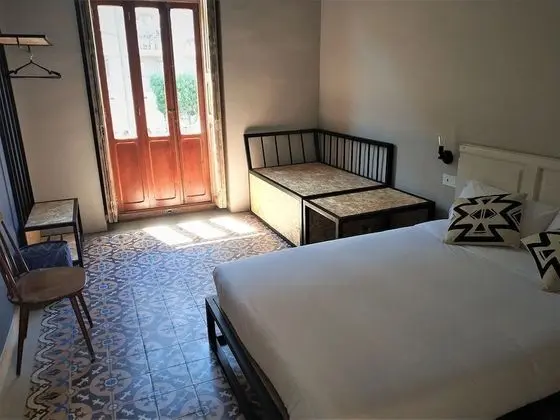 Deluxe Tek Büyük Yataklı Oda, Ortak Banyo