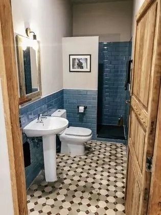 Deluxe Tek Büyük Yataklı Oda, Ortak Banyo