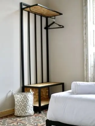 Tek Büyük Yataklı Oda, Ortak Banyo (Nomad)