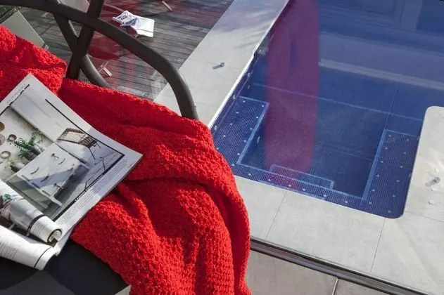 Deluxe Tek Büyük veya İki Ayrı Yataklı Oda, Havuz Manzaralı (ILARGI	)