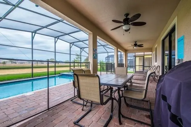 Villa (1308CW00)