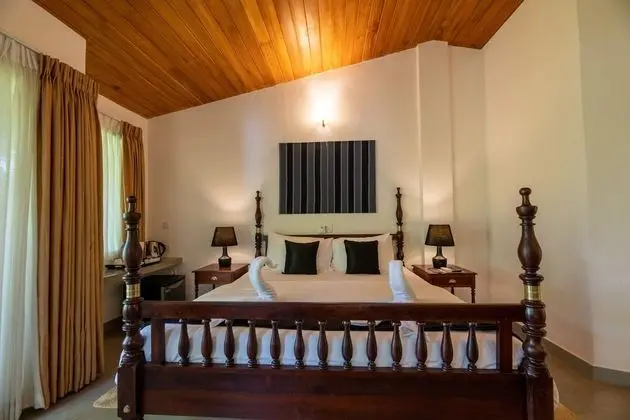 Deluxe Tek Büyük veya İki Ayrı Yataklı Oda, 4 Yatak Odası, Göl Manzaralı