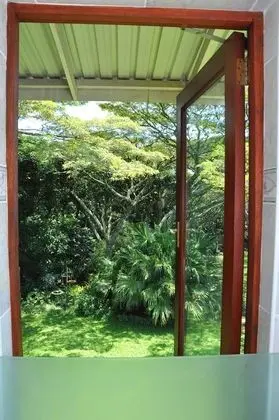 Tek Büyük veya İki Ayrı Yataklı Oda (Room 2)