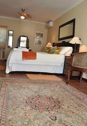 Tek Büyük veya İki Ayrı Yataklı Oda (Room 3)
