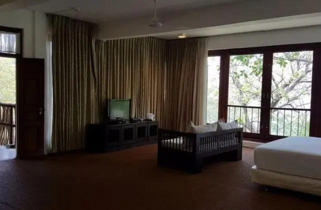 Deluxe Tek Büyük Yataklı Oda, Dağ Manzaralı