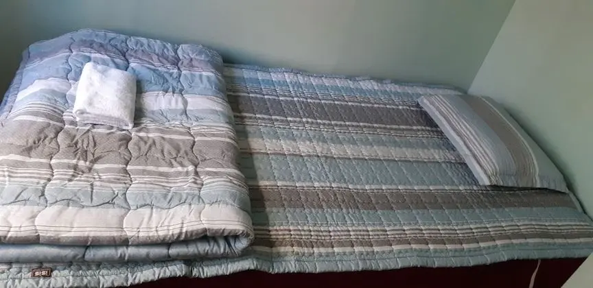 1 x Private Single Room(Shared Bathroom)