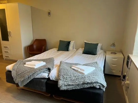 Stüdyo, 2 Tek Kişilik Yatak