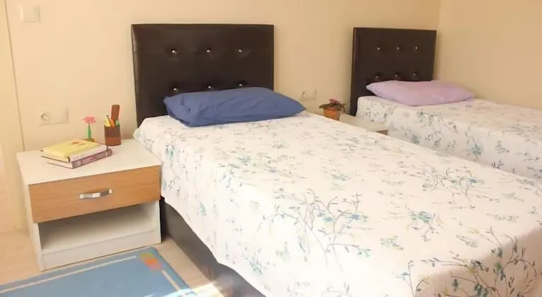 Apartment, Mountain View (01)