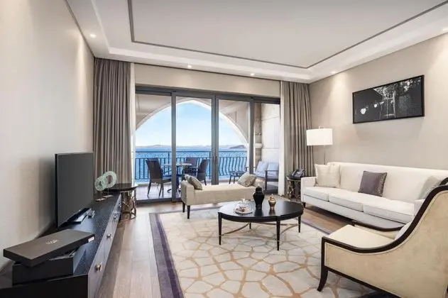 Executive Suite, Deniz Manzaralı, Balkonlu