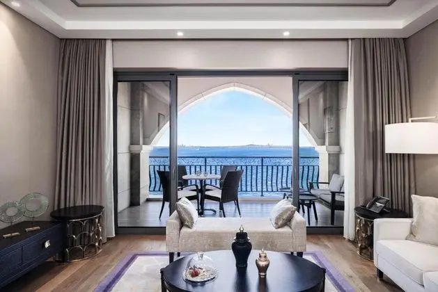 Executive Suite, Deniz Manzaralı, Balkonlu