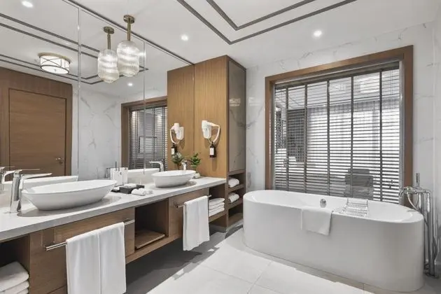 Junior Suite, Kısmi Deniz Manzaralı, Balkonlu