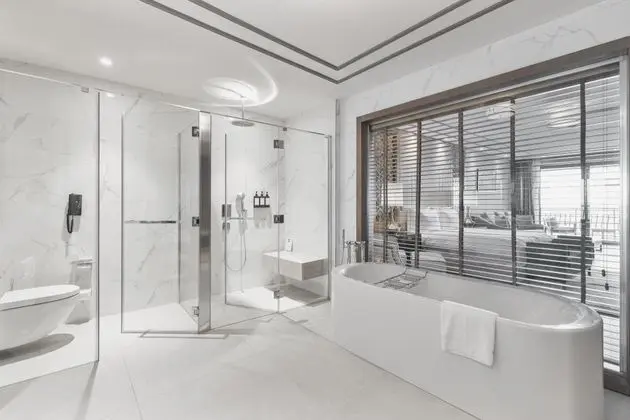 Junior Suite, Kısmi Deniz Manzaralı, Balkonlu
