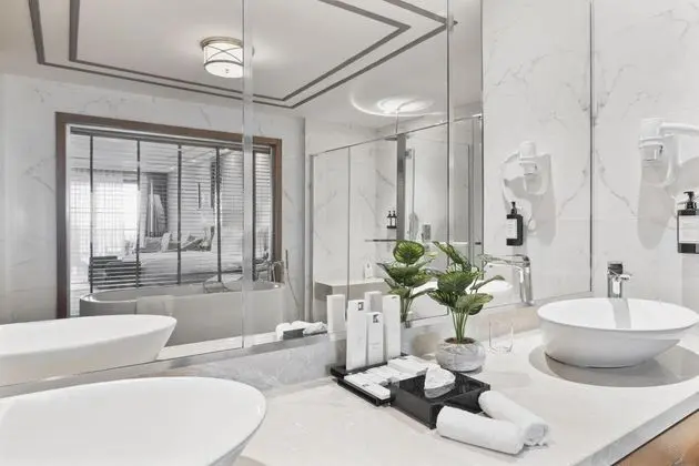 Junior Suite, Kısmi Deniz Manzaralı, Balkonlu