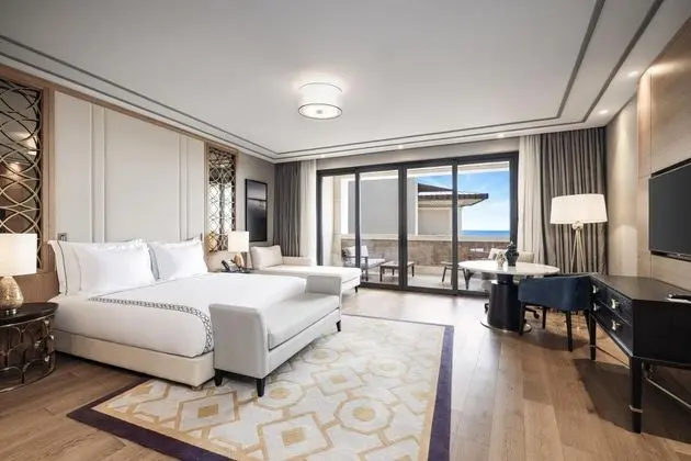 Junior Suite, Kısmi Deniz Manzaralı, Balkonlu