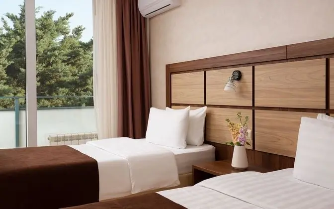 Luxury Oda