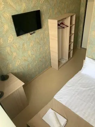 Classic Tek Büyük Yataklı Oda