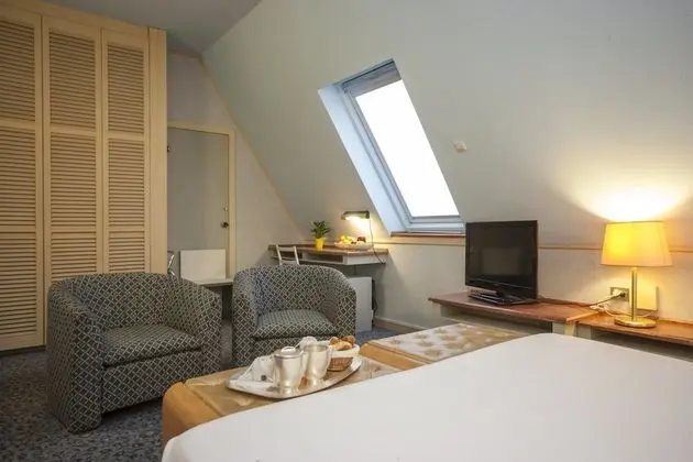 Comfort Tek Büyük Yataklı Oda