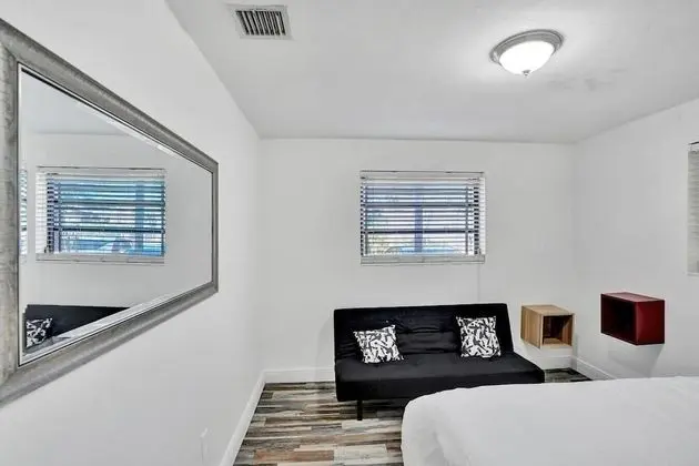 Ev (4 Bedrooms)