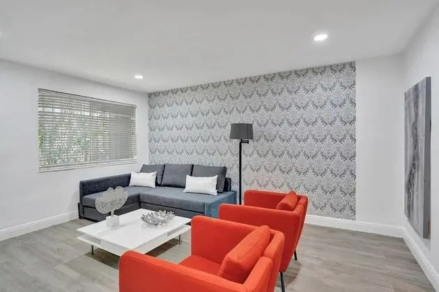 Ev (4 Bedrooms)