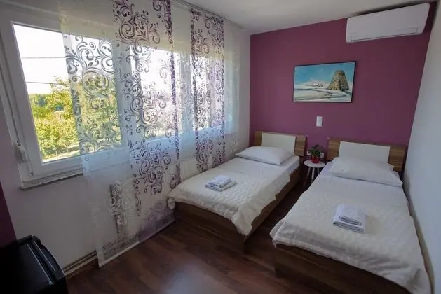 Deluxe Tek Büyük Yataklı Oda, Nehir Manzaralı