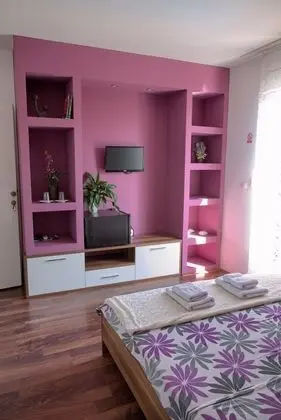 Tek Büyük Yataklı Oda