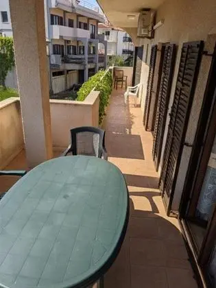 Apart Daire (Biserka - 50 m from beach - A4(6))