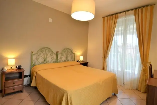 Comfort Tek Büyük veya İki Ayrı Yataklı Oda, Balkon