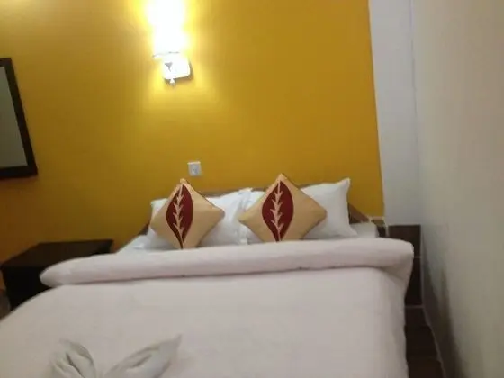 Deluxe Tek Büyük veya İki Ayrı Yataklı Oda, Balkon, Göl Manzaralı