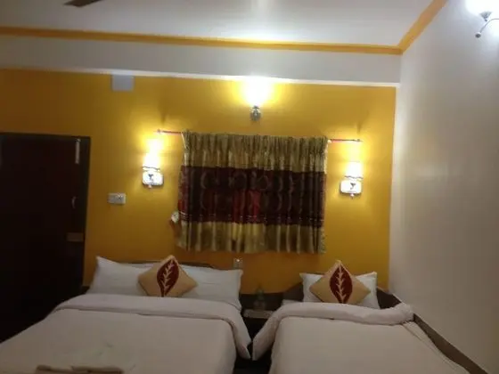 Deluxe Tek Büyük veya İki Ayrı Yataklı Oda, Balkon, Göl Manzaralı