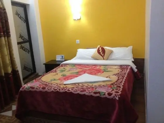 Standard Karavan, 1 Tek Kişilik Yatak, Teras, Avlu Manzaralı