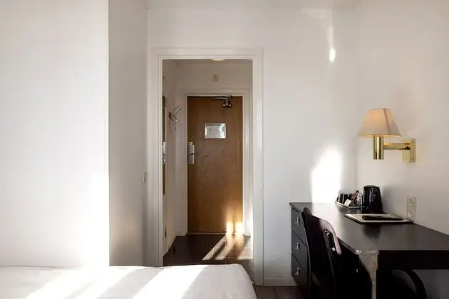 Büyük Yataklı Tek Kişilik Oda, 1 Çift Kişilik Yatak (Small)