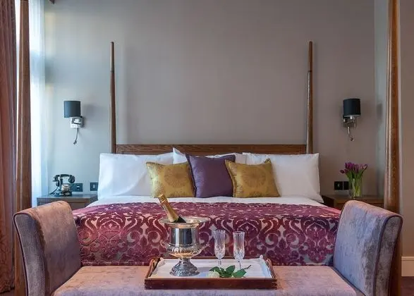 Luxury Oda, 1 En Büyük (King) Boy Yatak