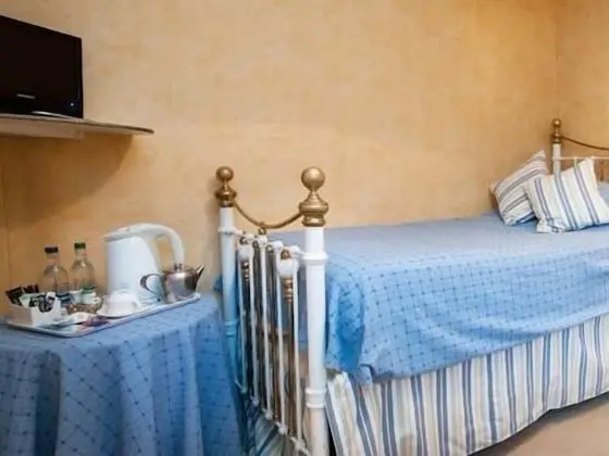 Tek Kişilik Oda, Banyolu/Duşlu (Shower - Room 7)