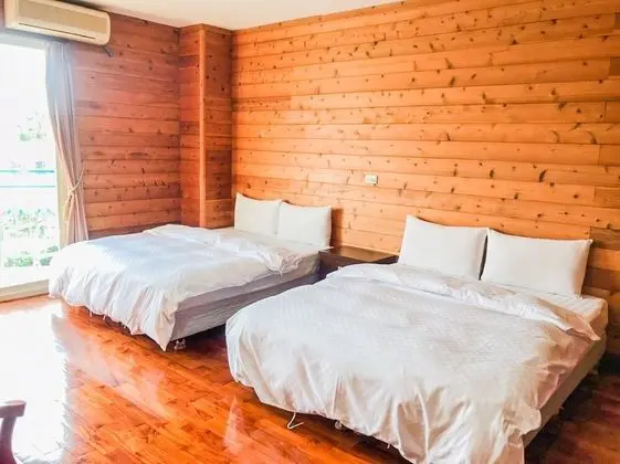 Dört Kişilik Oda, Dağ Manzaralı