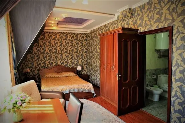 Comfort Tek Büyük Yataklı Oda