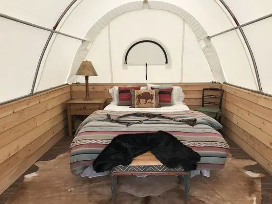 Deluxe Kulübe, Birden Çok Yatak, Sigara İçilmez
