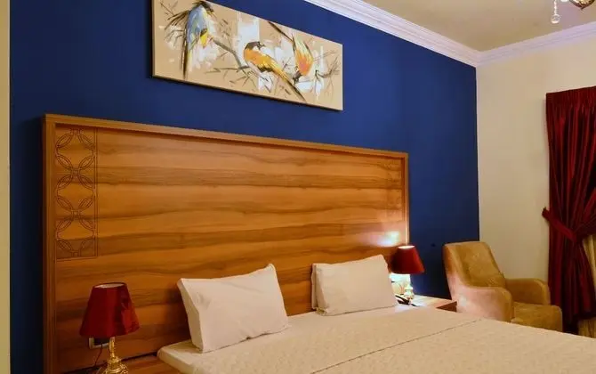 Deluxe Tek Büyük Yataklı Oda, Balkon, Şehir Manzaralı