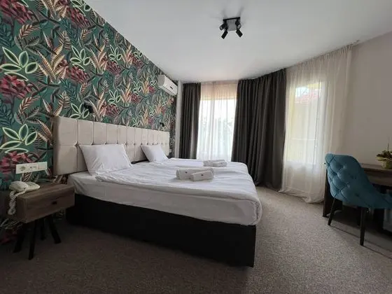 Classic Büyük Yataklı Tek Kişilik Oda