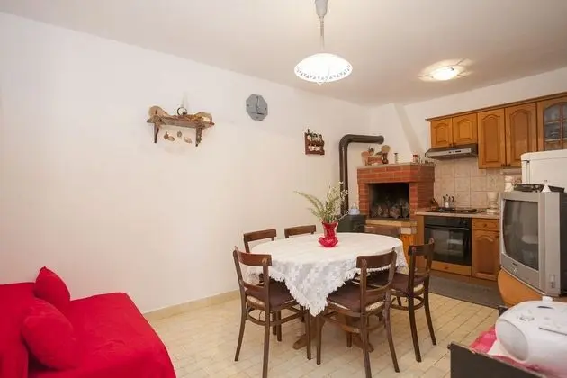 Ev (Villa Bistrana - 15m from sea - H(4))
