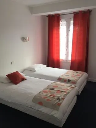 Tek Büyük Yataklı Oda, Ortak Banyo