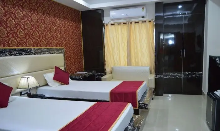 Luxury Tek Büyük Yataklı Oda, 2 Tek Kişilik Yatak, Engellilere Uygun