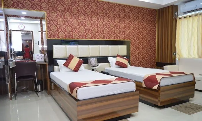 Luxury Tek Büyük Yataklı Oda, 2 Tek Kişilik Yatak, Engellilere Uygun
