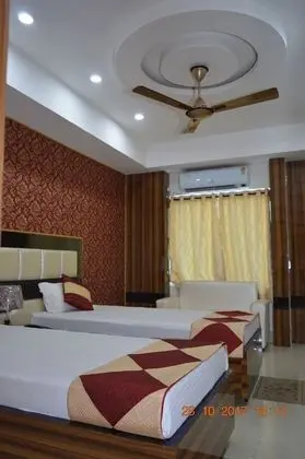 Luxury Tek Büyük Yataklı Oda, 2 Tek Kişilik Yatak, Engellilere Uygun