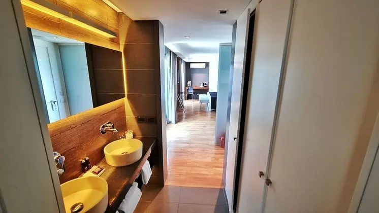 Premium Süit