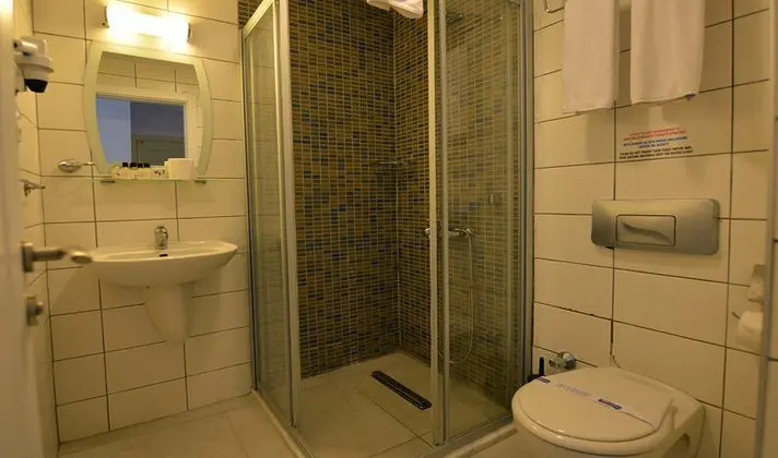 Standart 1 Çift Kişilik Veya 2 Tek Kişilik Yatak