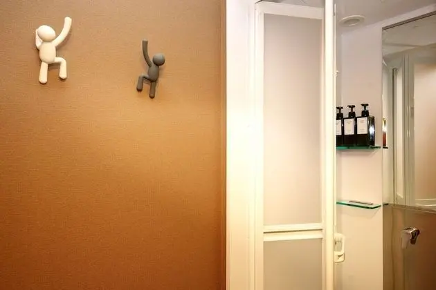 İki Ayrı Yataklı Oda, Sigara İçilmez (Joutou #LW3)