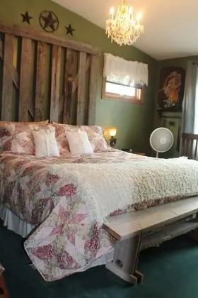 Oda, Sigara İçilmez, Özel Banyo (Wild Rose Room)
